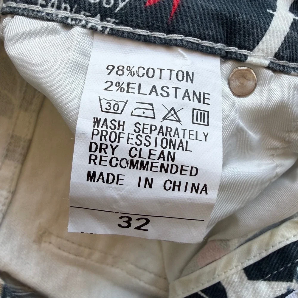 D'ANDUESHEN Mens Graphic Patchwork Money License Plate Slim Pants Size 32 NEW